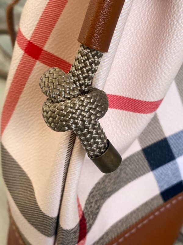 Gassitasche mit Segeltau im Burberry Style – Bild 6