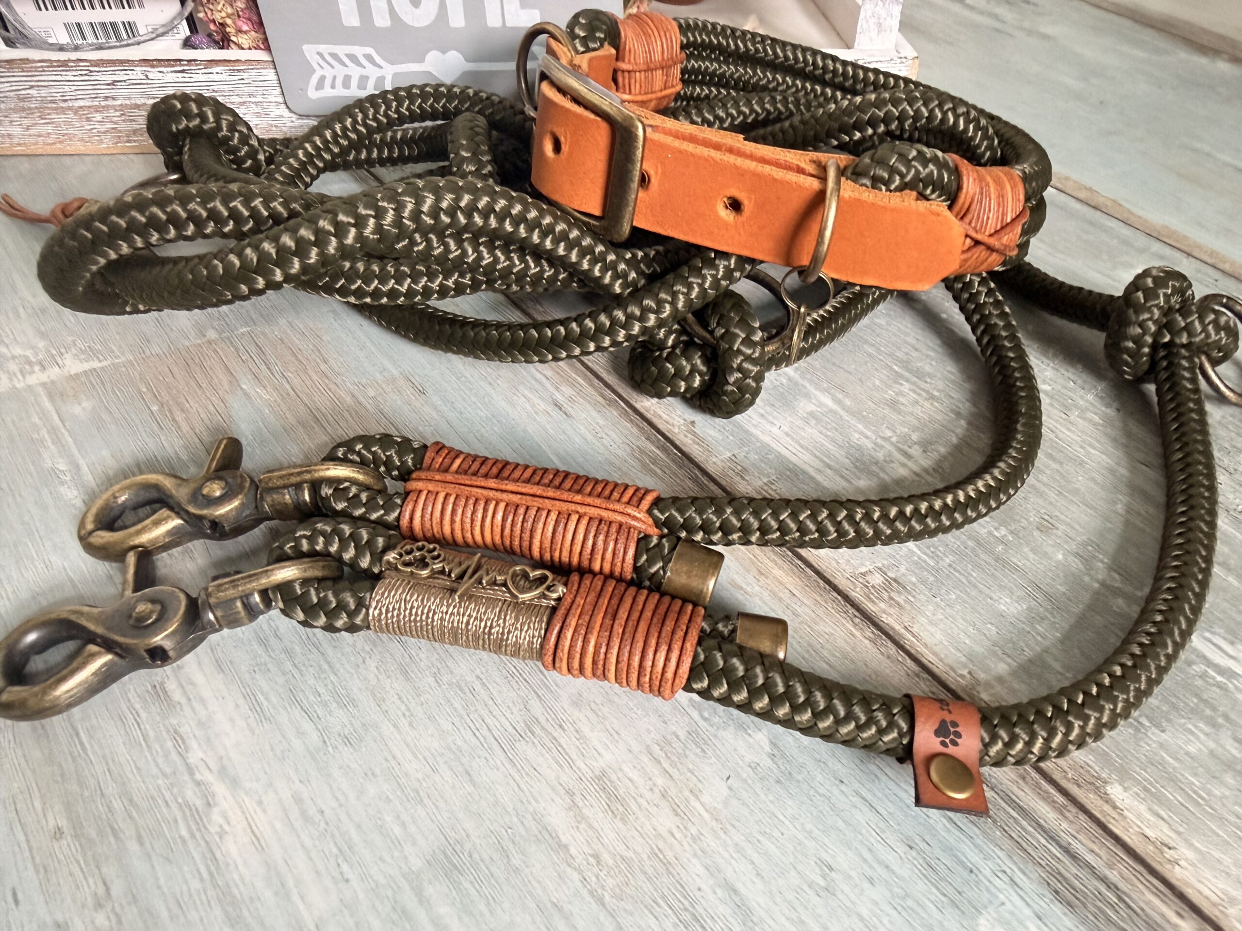 🐶 Tauleine & Tauhalsband Set – Army Green | Handgefertigt aus PPM-Seil mit Leder &Antik Messing – Bild 12
