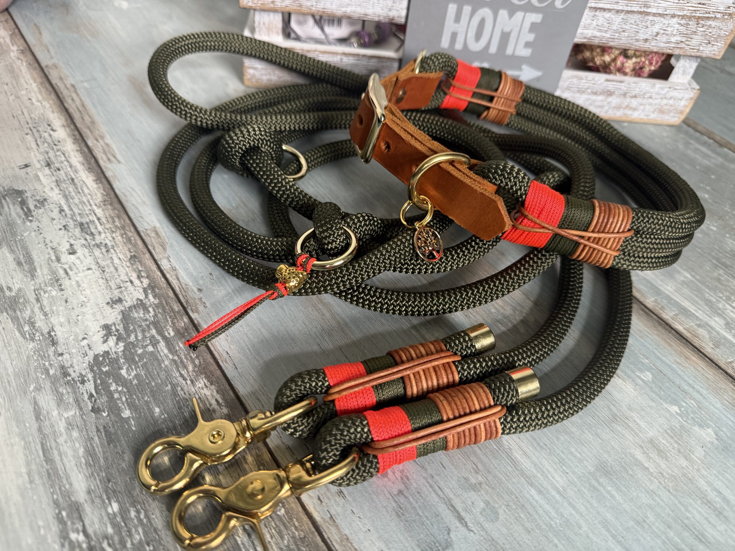 Stilvolles Tauleinen und Halsband Set verstellbar Army Green Messing – Bild 3